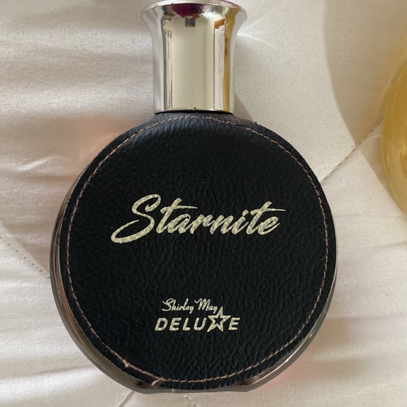 Fragrances - Picture 3 of 7